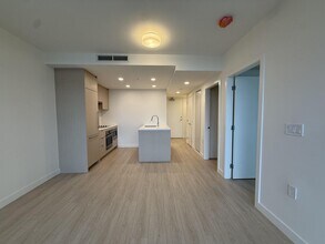 13675-1107A 107A Ave in Surrey, BC - Building Photo - Building Photo