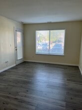 868 Birchwood Park Dr in Middle Island, NY - Building Photo - Building Photo