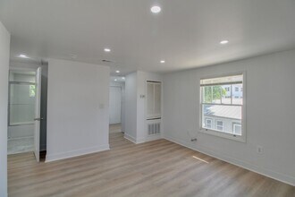 236 N Oleander Ave in Daytona Beach, FL - Building Photo - Building Photo