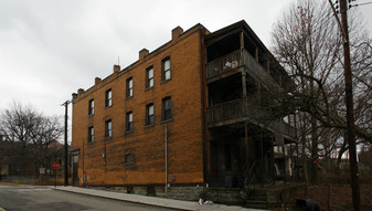 734-736 Franklin Ave Apartamentos