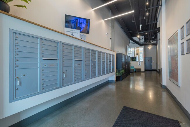 Panoramic Berkeley in Berkeley, CA - Foto de edificio - Lobby