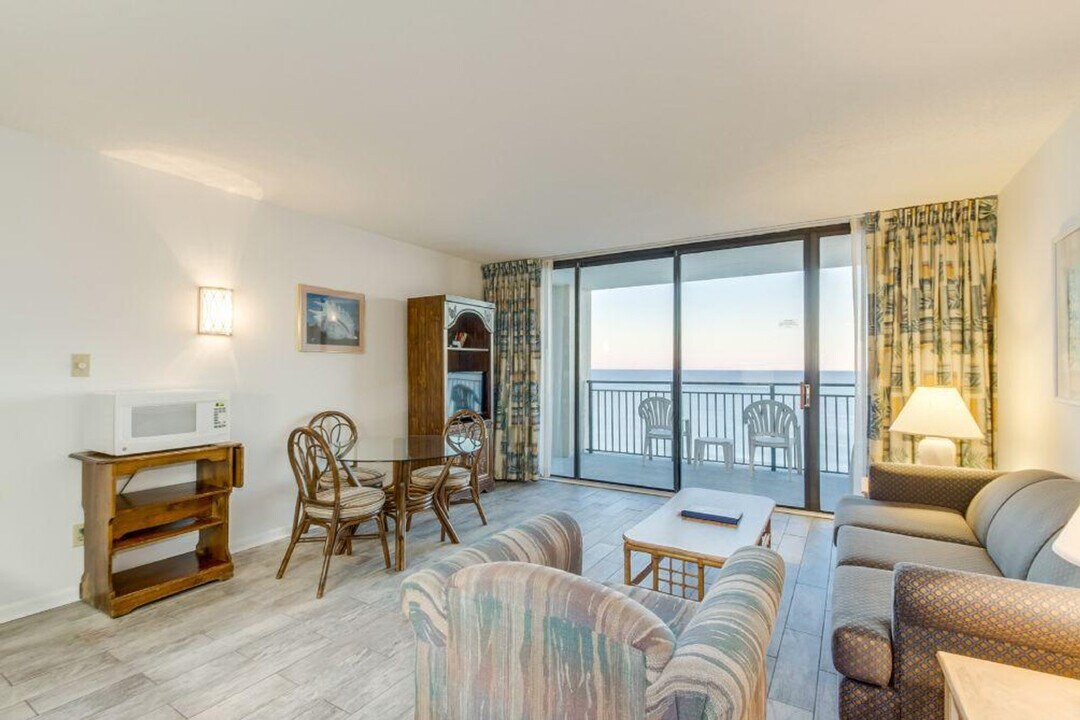 5523 N Ocean Blvd in Myrtle Beach, SC - Building Photo