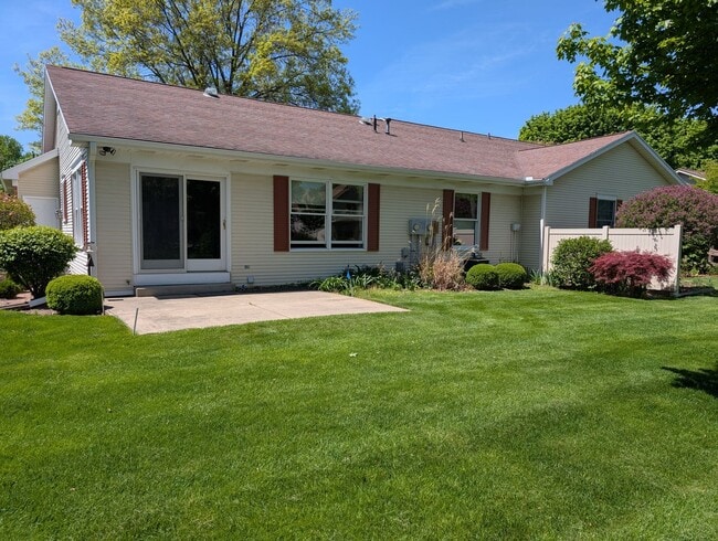 property at 1512 Winsted Dr