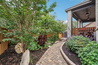 197 Left Frk Dr in Kyle, TX - Building Photo - Building Photo