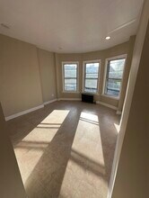 265 N 7th St, Unit Modern and Spacious in Newark, NJ - Building Photo - Building Photo