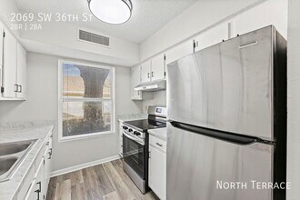 2069 SW 36th St in Topeka, KS - Building Photo - Building Photo