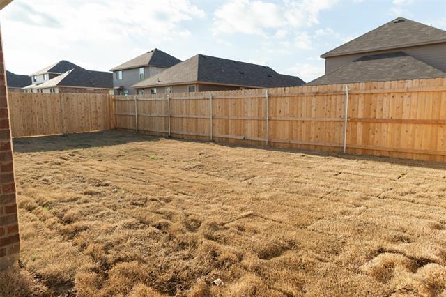 1710 Swallow Dr in Ennis, TX - Building Photo - Building Photo