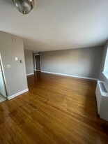 484 Tolland St, Unit A10 Apartamentos