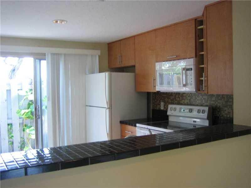 215 SW 3rd St in Pompano Beach, FL - Building Photo