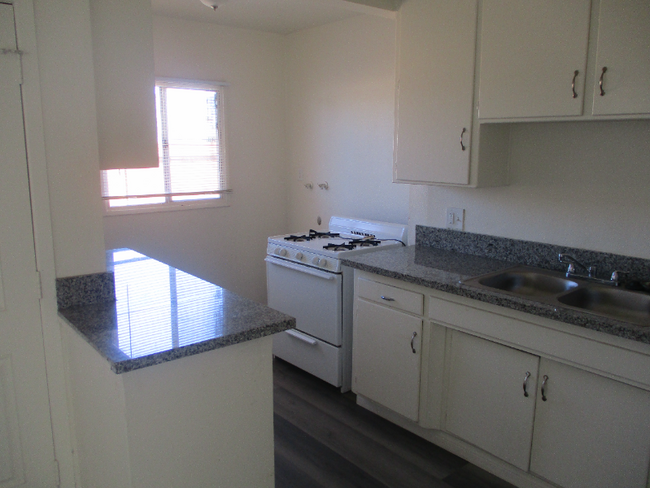 238 N Gold Canyon St in Ridgecrest, CA - Building Photo - Building Photo