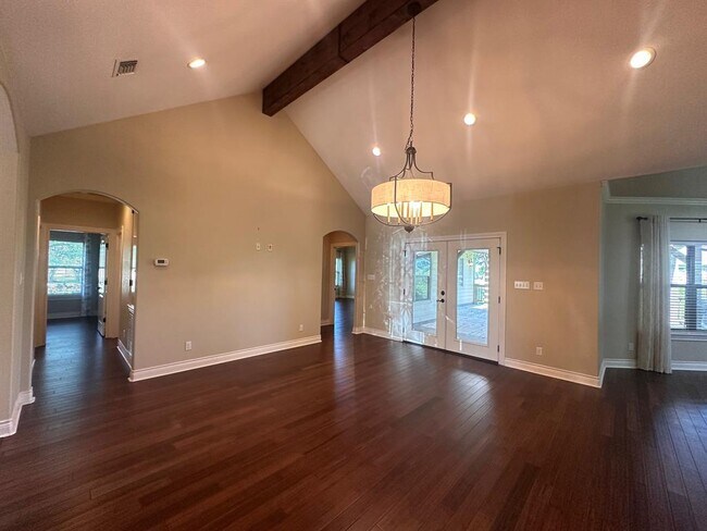 104 Swan Ct in Bastrop, TX - Building Photo - Building Photo