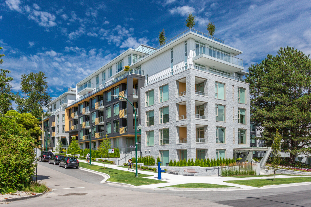 Belpark in Vancouver, BC - Building Photo