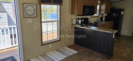 151 Hartford Tpke in Shrewsbury, MA - Building Photo - Building Photo