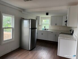 1403 Boston Ave in Bridgeport, CT - Building Photo