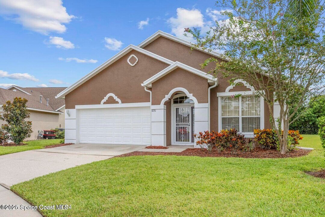 4720 Portage Trail in Melbourne, FL - Building Photo