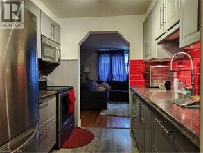 235 Ferguson Ave in Cambridge, ON - Building Photo - Building Photo