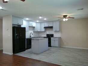 22262 Adams St in Porter, TX - Building Photo - Building Photo