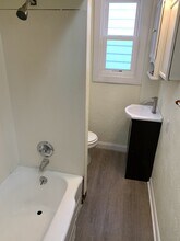 145-147-147 Elm St in West Pittston, PA - Building Photo - Building Photo