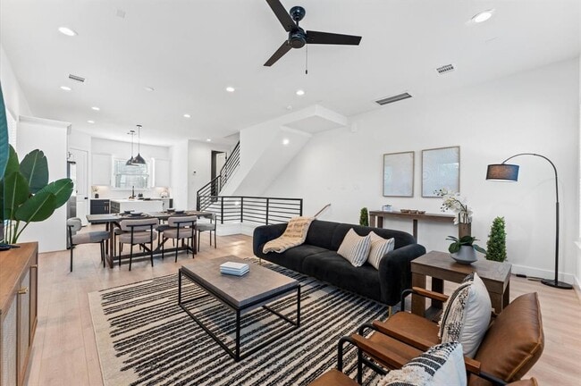 property at 808 Curtin St