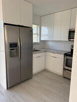 10791 SW 221st St Rd in Miami, FL - Building Photo