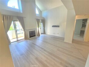 14347 Albers St in Los Angeles, CA - Building Photo - Building Photo