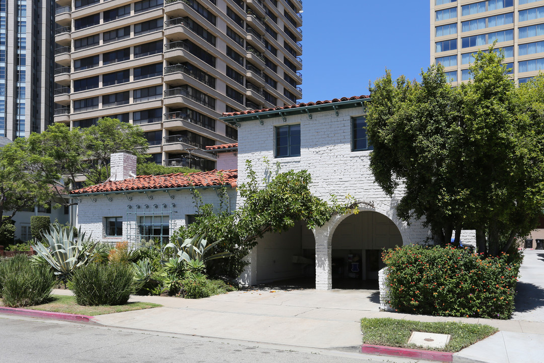 1220 Selby Ave in Los Angeles, CA - Building Photo