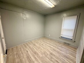 2549 Highland St in Detroit, MI - Building Photo - Building Photo