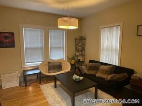 16 Seager Ct in Boston, MA - Building Photo - Building Photo