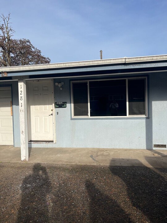 1281 W 3rd Ave in Eugene, OR - Building Photo