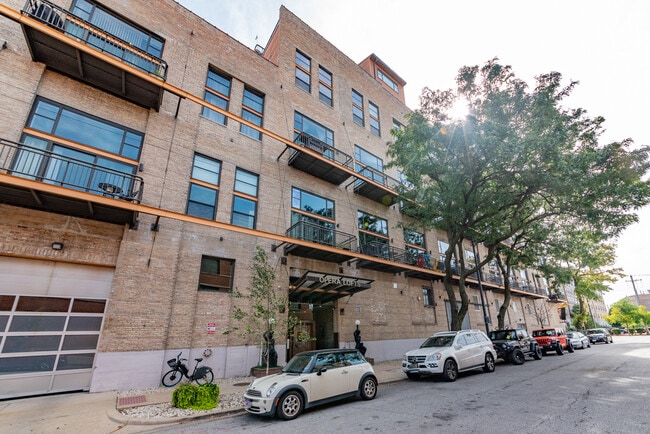 property at 2545 S Dearborn St