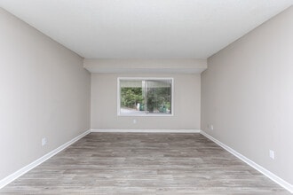 Pineview Apartments in Morrow, GA - Building Photo - Interior Photo