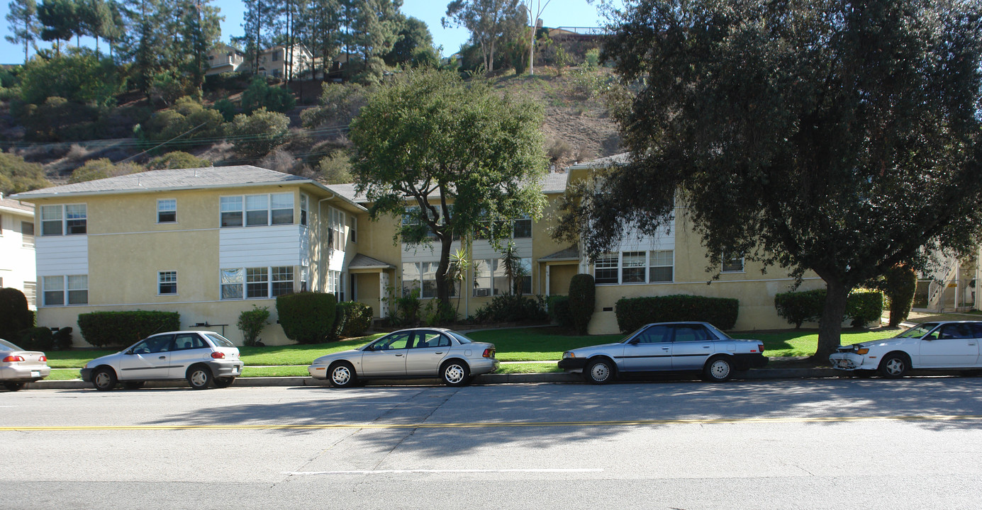 1020 Verdugo Rd in Glendale, CA - Building Photo