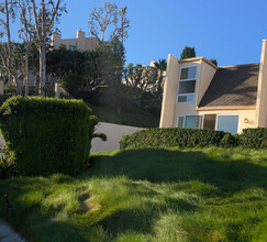 Malibu Canyon Village in Malibu, CA - Foto de edificio - Building Photo