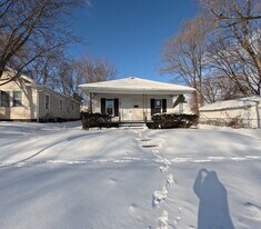 1349 N Adams St in South Bend, IN - Building Photo