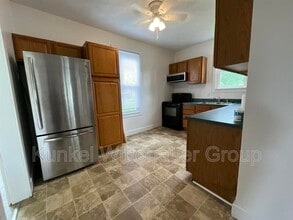 310 E Washington St in O'Fallon, IL - Building Photo - Building Photo