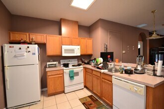 9995 Shadow Creek Dr in Orlando, FL - Building Photo - Building Photo