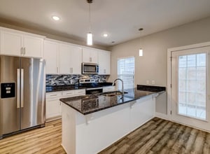 2129 Bayport Ave in Nashville, TN - Foto de edificio - Building Photo