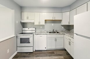 Tiberon Trails in Merrillville, IN - Building Photo