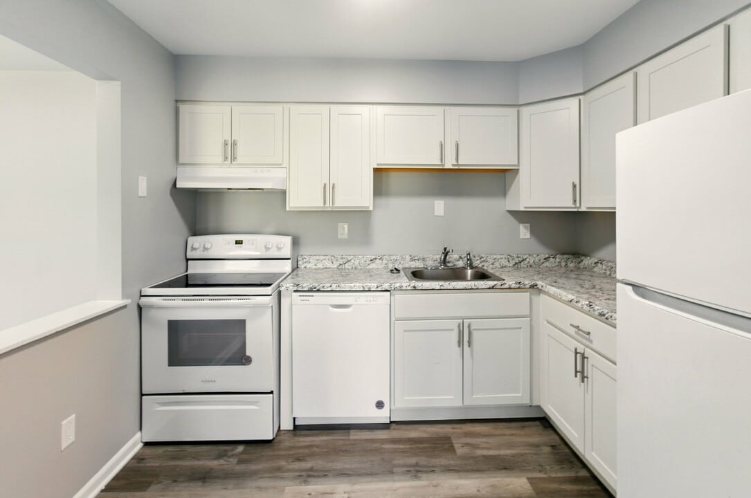 Tiberon Trails in Merrillville, IN - Building Photo