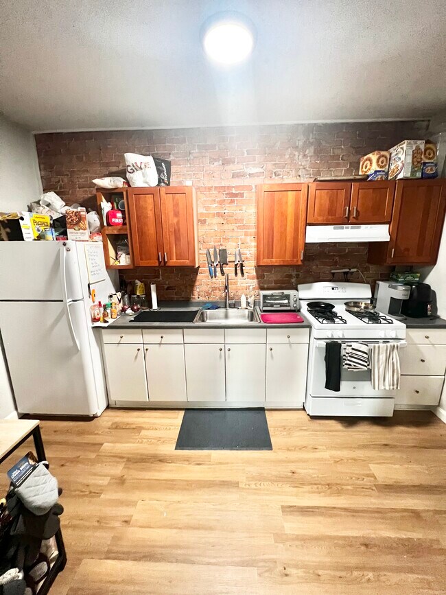 property at 14 Flint St