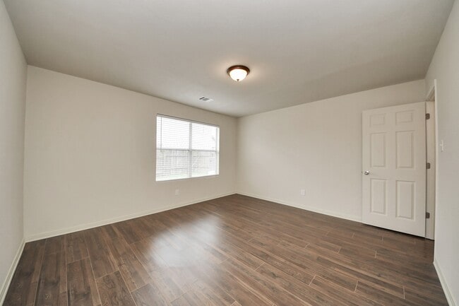 property at 21710 Oriole Trail