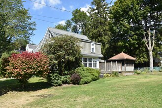 351 Ravine St in Meadville, PA - Building Photo - Building Photo