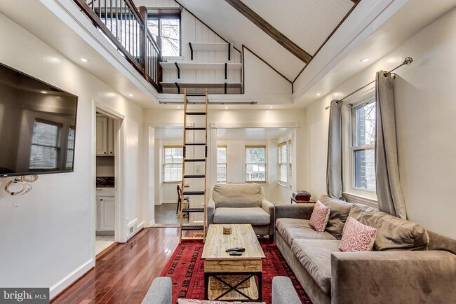 6711 Conway Ave in Takoma Park, MD - Building Photo - Building Photo