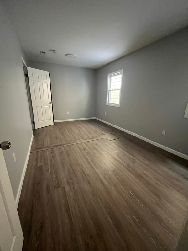 880 S 14th St in Newark, NJ - Foto de edificio - Building Photo