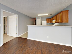 2177 Red Oak Cir in Union City, GA - Building Photo - Building Photo