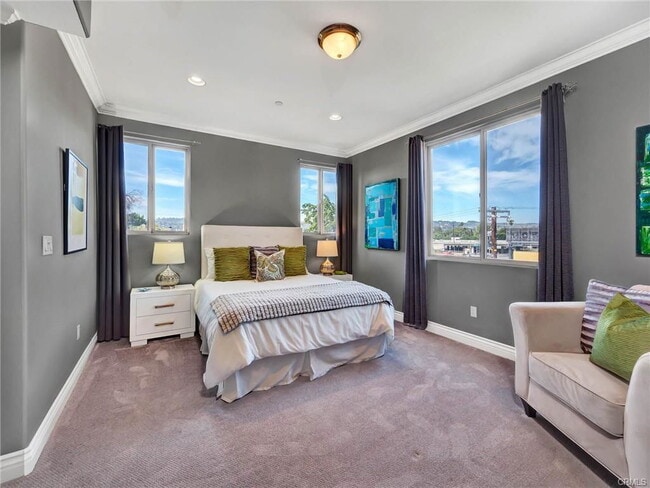 11280 La Maida St in Los Angeles, CA - Building Photo - Building Photo