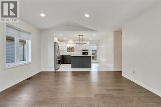 1029 Lublin Ave. in Windsor, ON - Building Photo - Building Photo