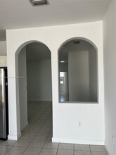 5600 NW 107th Ave in Doral, FL - Building Photo - Building Photo