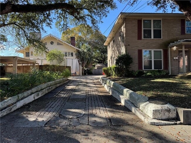 4420 Arts St in New Orleans, LA - Foto de edificio - Building Photo