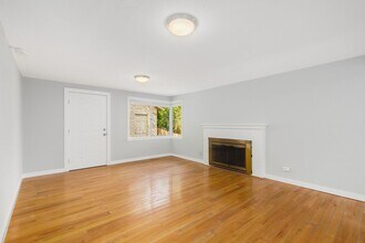 4231 11th Ave S in Seattle, WA - Foto de edificio - Building Photo